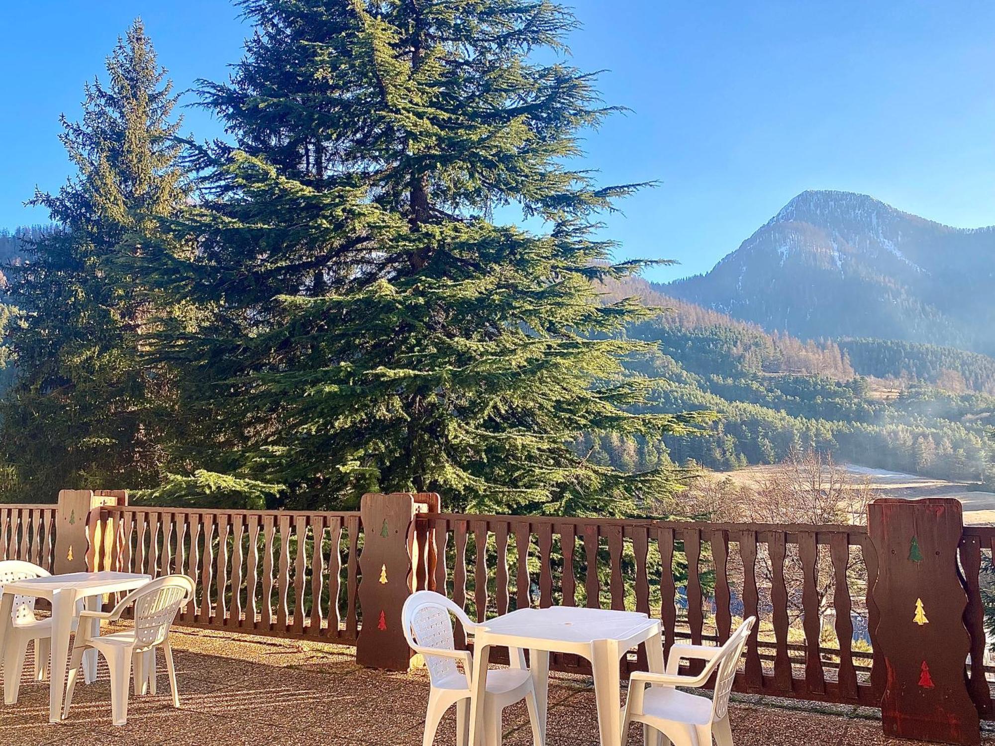 Auberge De Jeunesse Hi Valdeblore - Le Chalet Bagian luar foto